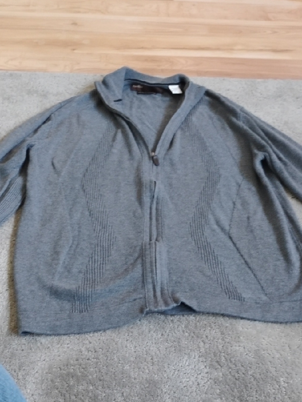 Perry Ellis Men’s Gray Zip-Up Sweater In XL
